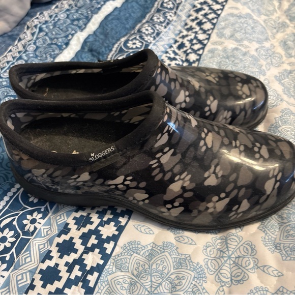 Slogger Paw Print Clogs, sz 10 - Picture 6 of 8